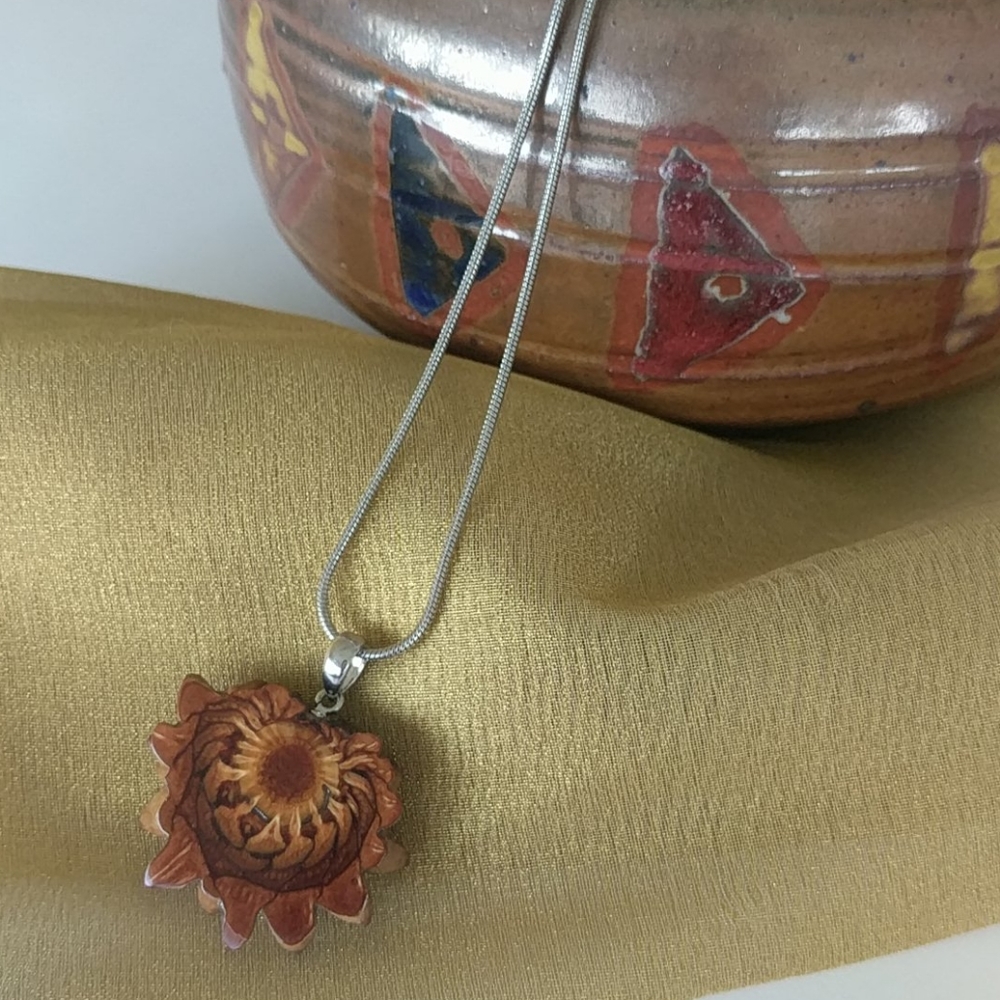 Knob cone pendent